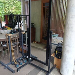 กระจกกายภาพบำบัดสีดำ